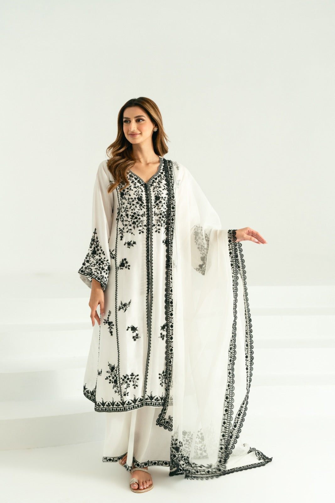 Swan White Resham Embroidered Raw Silk Kameez (3-Piece) - Image 3