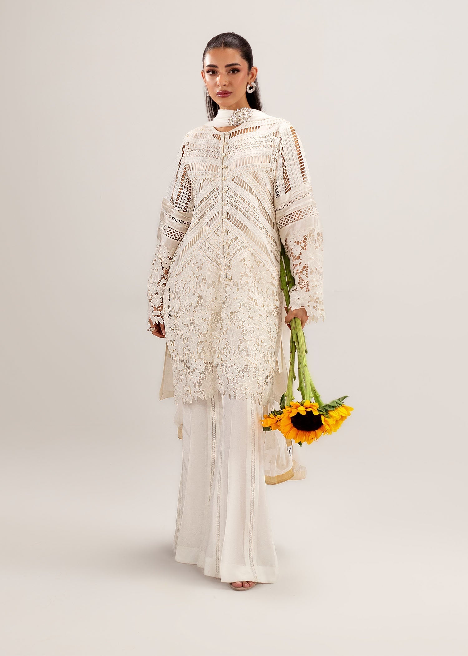 White Lace & Cutwork Silk Khadi Net Kurta Set (3-Piece) - Image 1