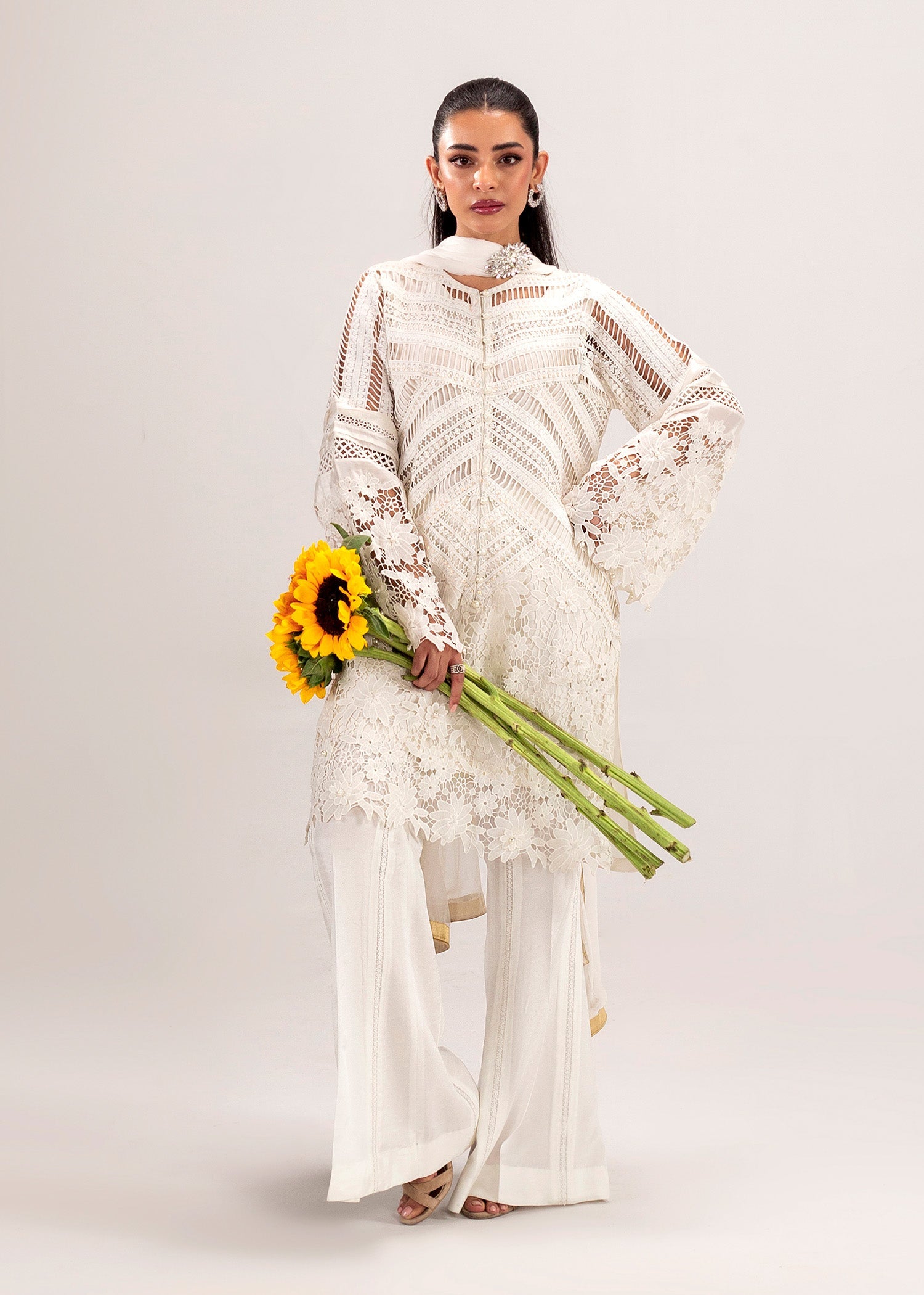 White Lace & Cutwork Silk Khadi Net Kurta Set (3-Piece) - Image 12