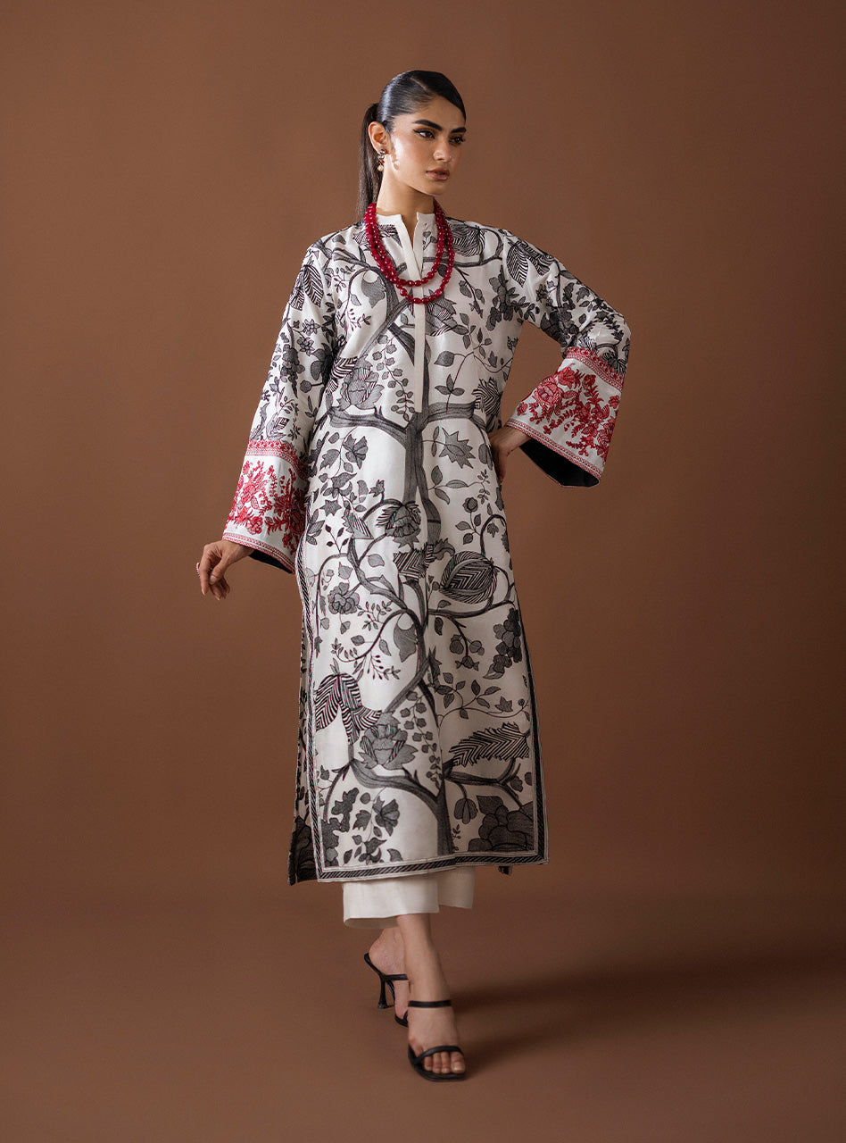 Pakistani White Kantha Embroidered Viscose Silk Salwar Kameez (2-Piece) - Image 4