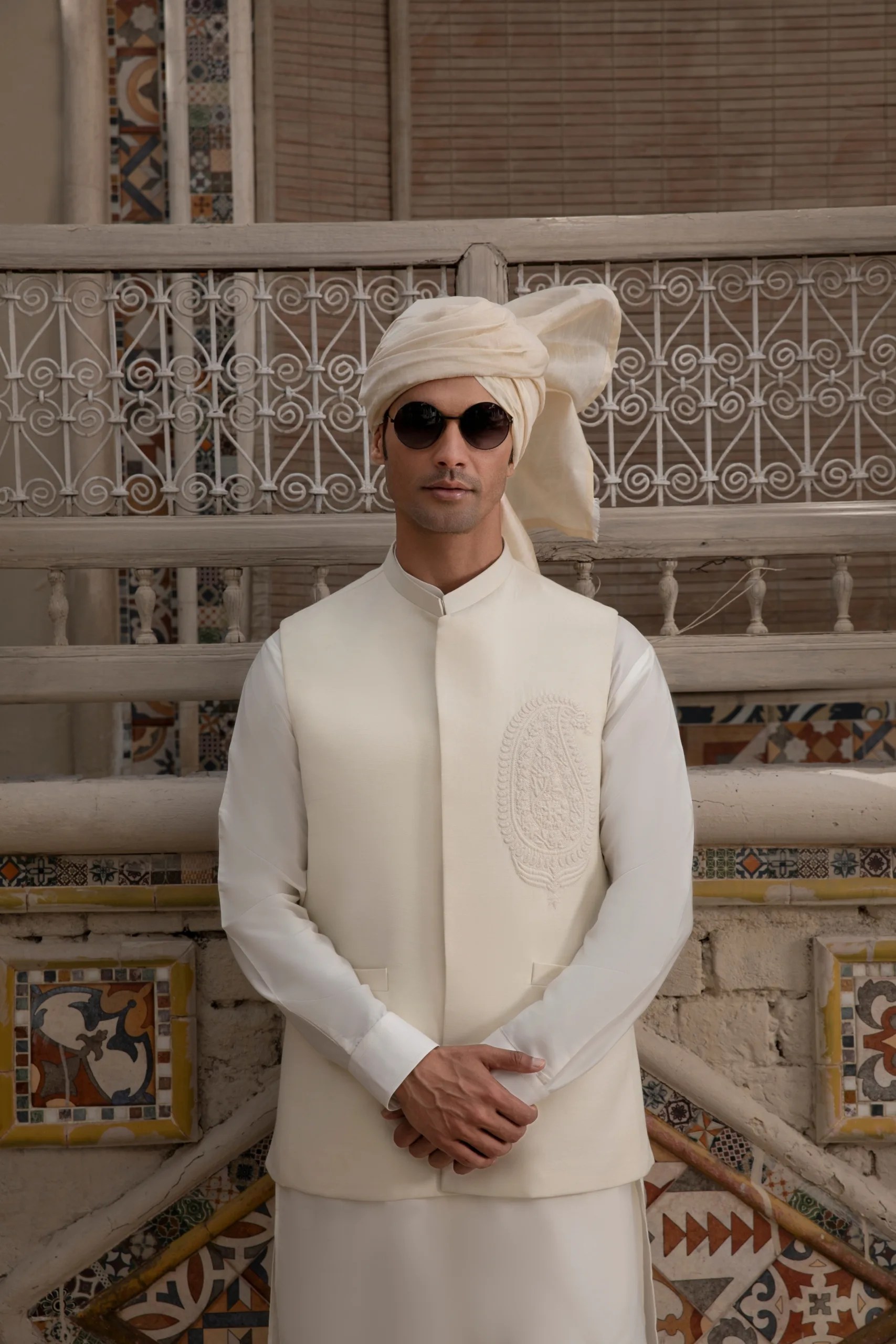 White Embroidered Silk Blend Waistcoat (3-Piece) - Image 4