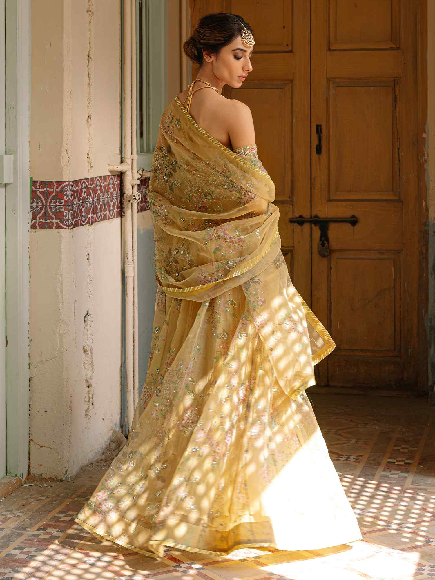 Pakistani Mustard Zardozi Organza Lehenga Set (3-Piece) - Image 3