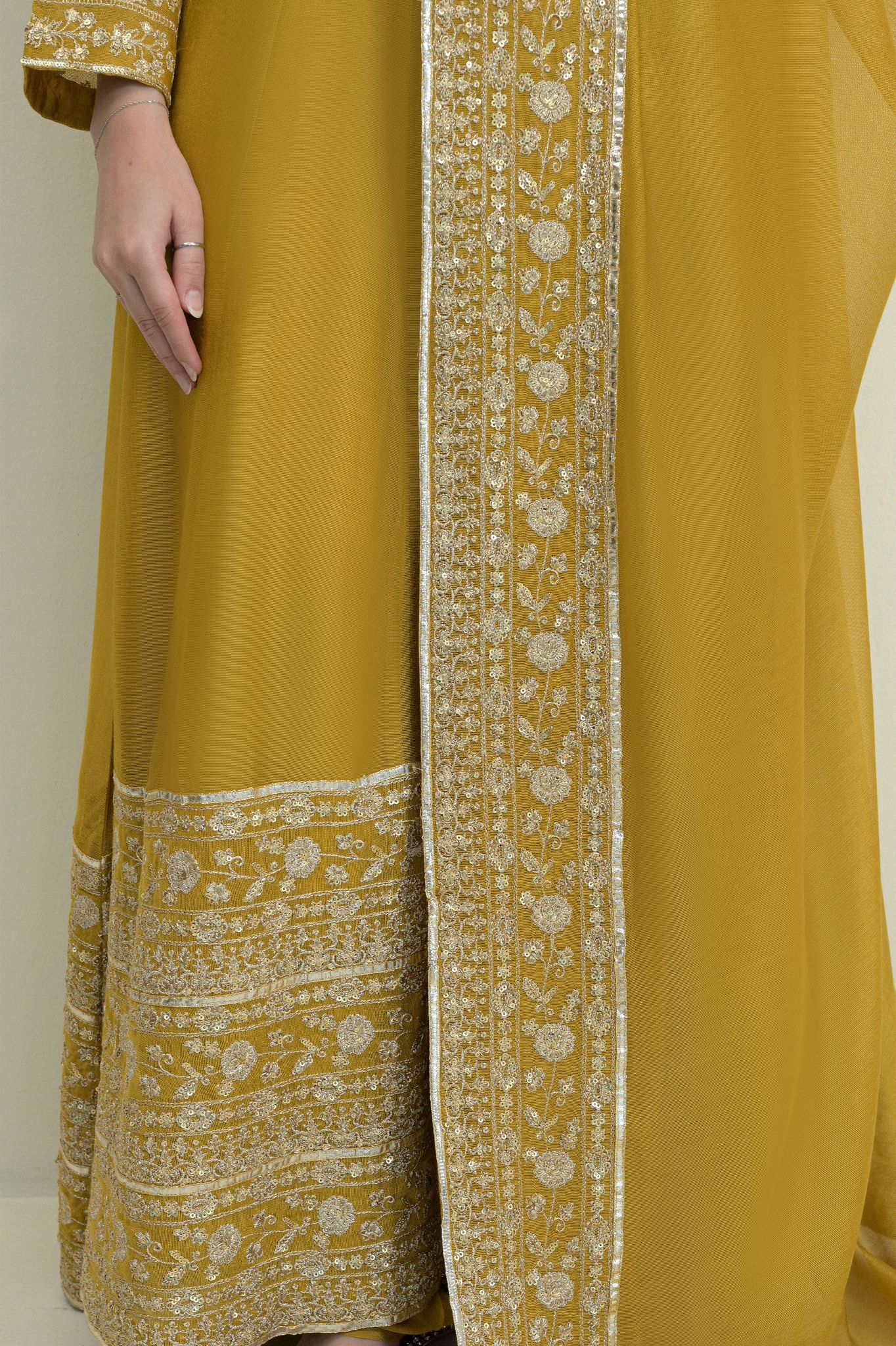 Pakistani Mustard Zari Sequin Cotton Net Pishwas (3-Piece) - Image 3