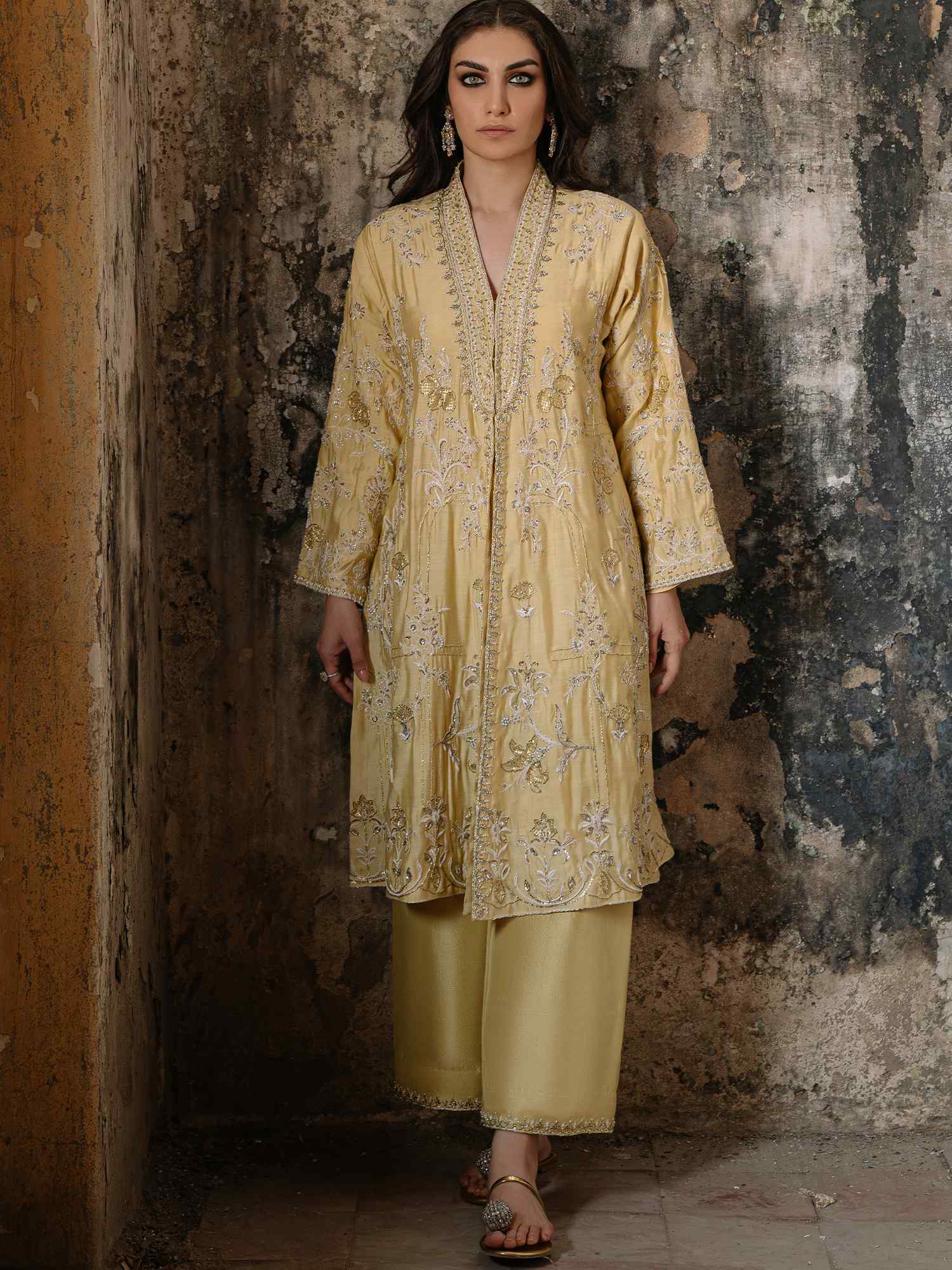 Pakistani Yellow Embroidered Khaddi Silk Kurta Set (2-Piece) - Image 1