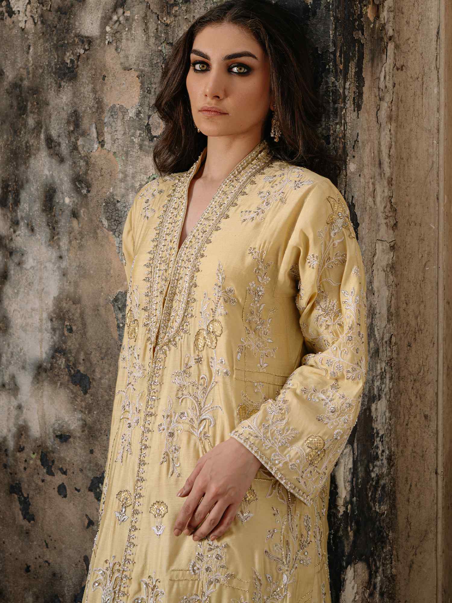 Pakistani Yellow Embroidered Khaddi Silk Kurta Set (2-Piece) - Image 2