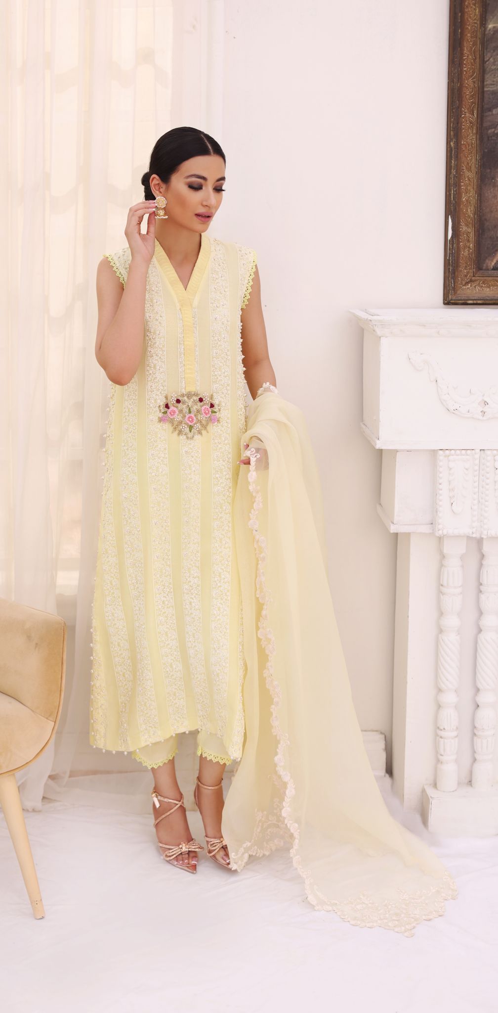 Lemon Yellow Zardosi Organza Salwar Kameez (3-Piece) - Image 2