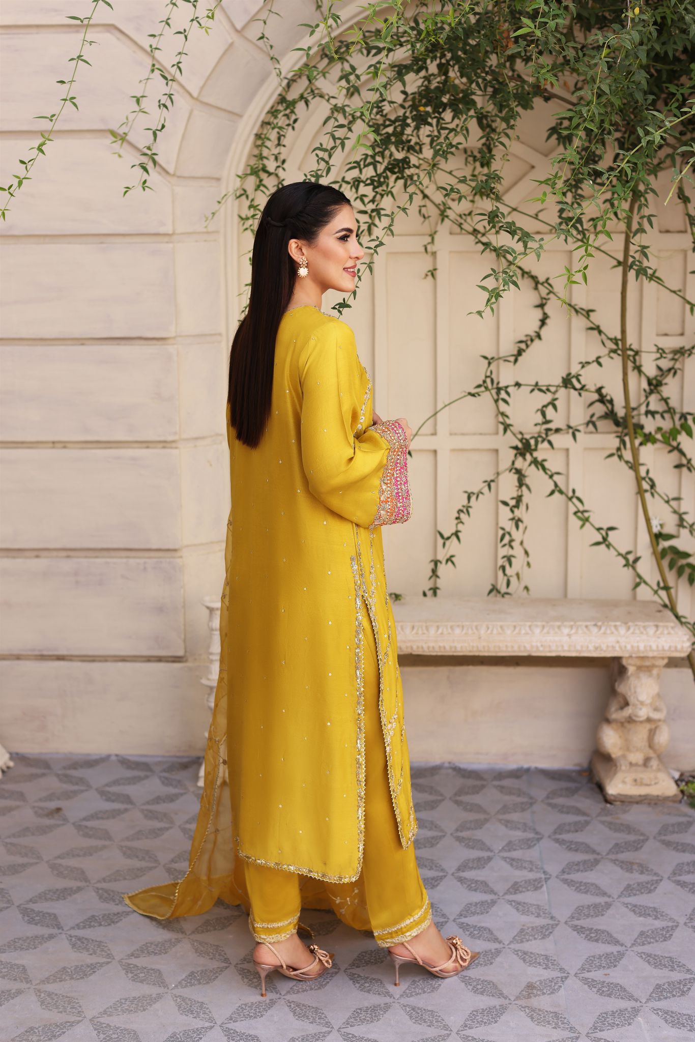 Mustard Yellow Zari Zardozi Raw Silk Salwar Kameez (3-Piece) - Image 3