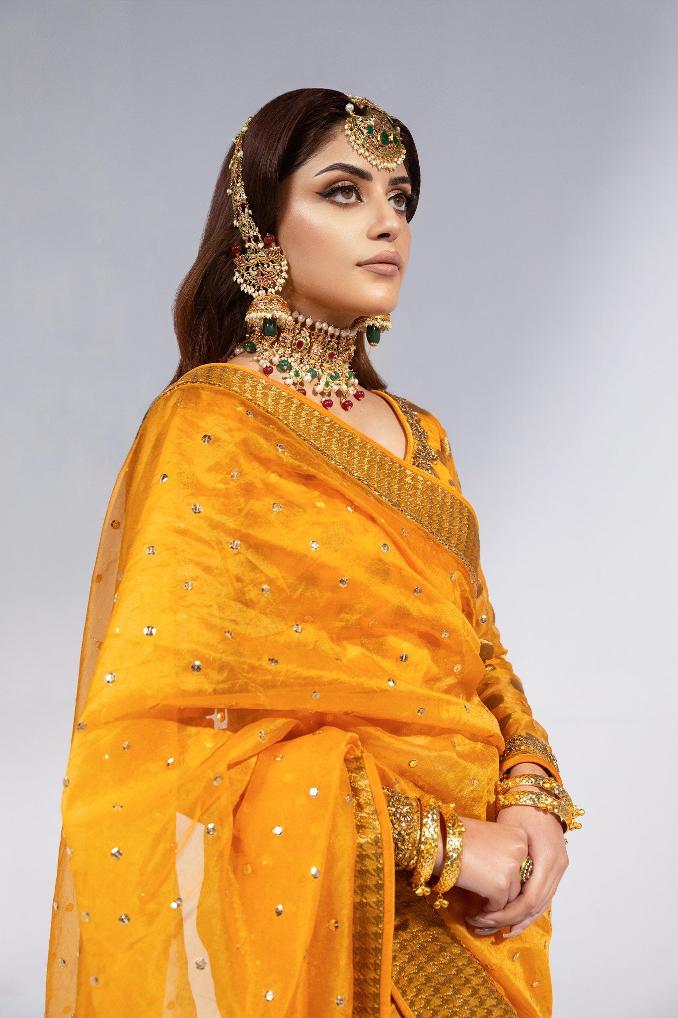 Mango Zardozi Jacquard Organza Saree (2-Piece) - Image 4