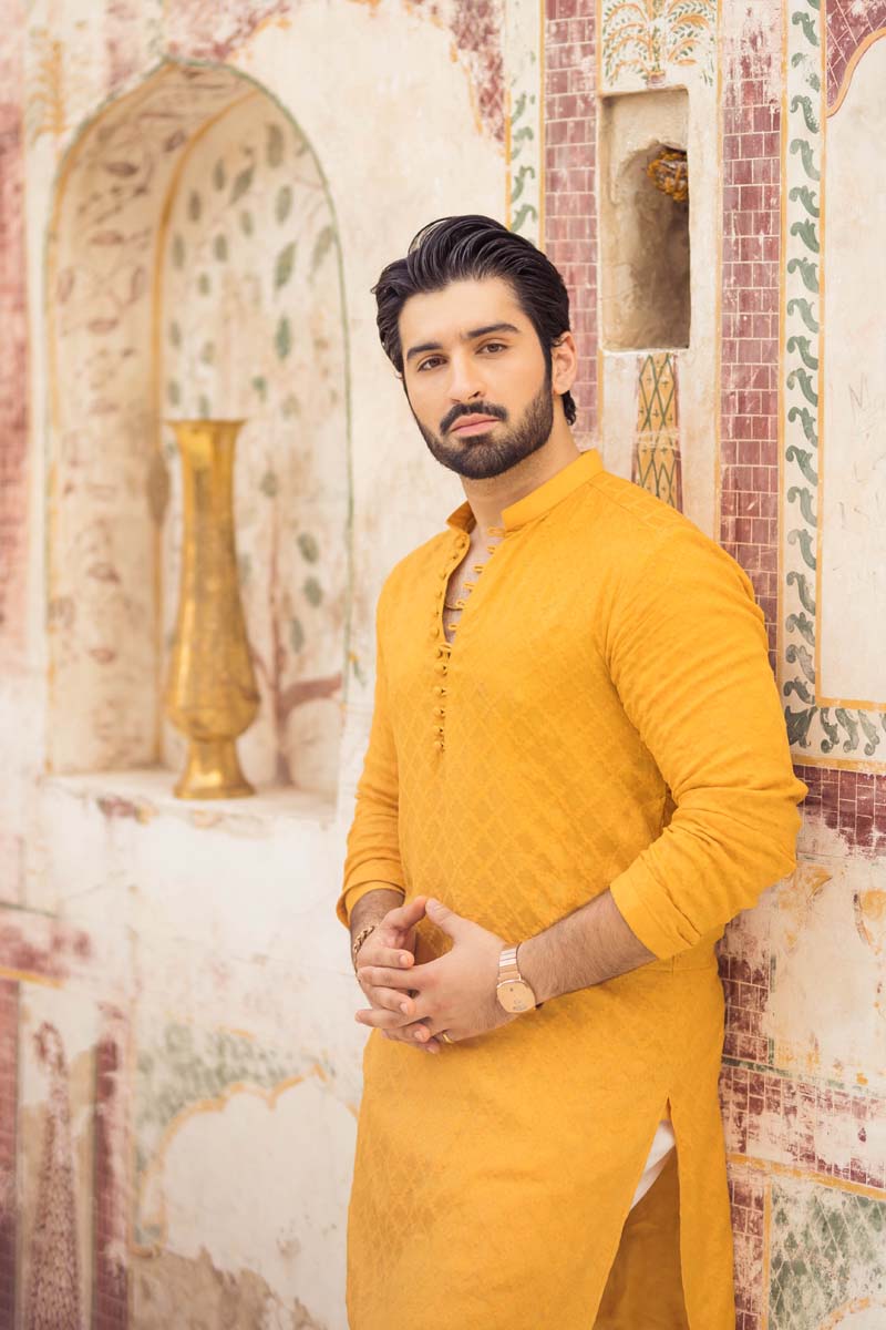 Yellow Diamond-Pattern Khaadi Net Kurta Pajama (2-Piece) - Image 1