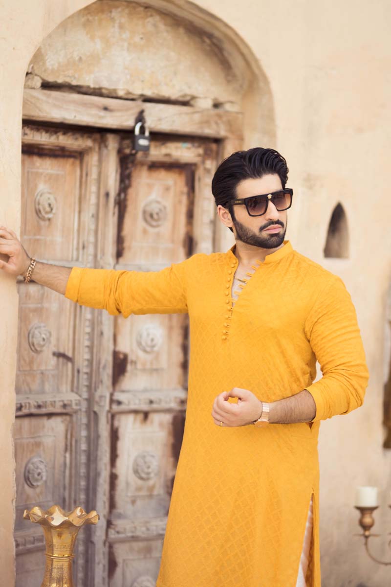 Yellow Diamond-Pattern Khaadi Net Kurta Pajama (2-Piece) - Image 6