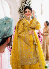 Pakistani Mustard Yellow Hand-Embellished Organza Lehenga (3-Piece) - Image 5