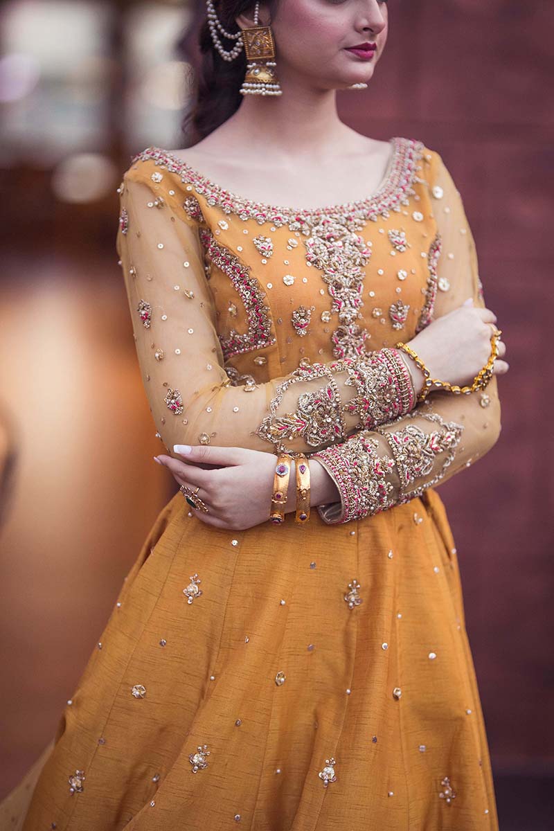 Pakistani Mustard Embroidered Net & Raw Silk Lehenga Choli (3-Piece) - Image 2