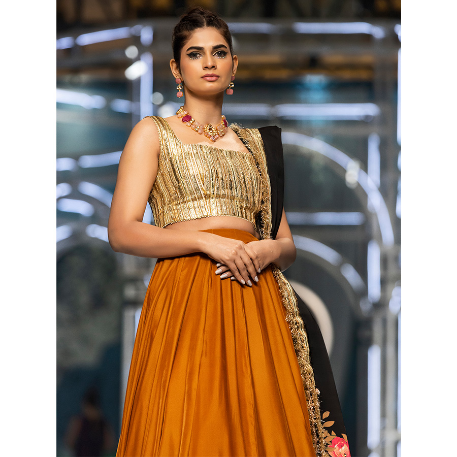 Pakistani Mustard Velvet Gota Lehenga 3-Piece - Image 5