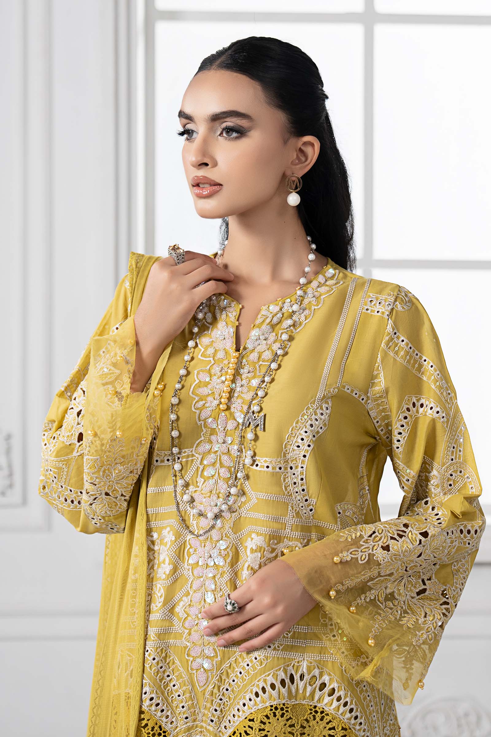 Pakistani Lime Yellow Embroidered Lawn 3-Piece Suit - Image 3
