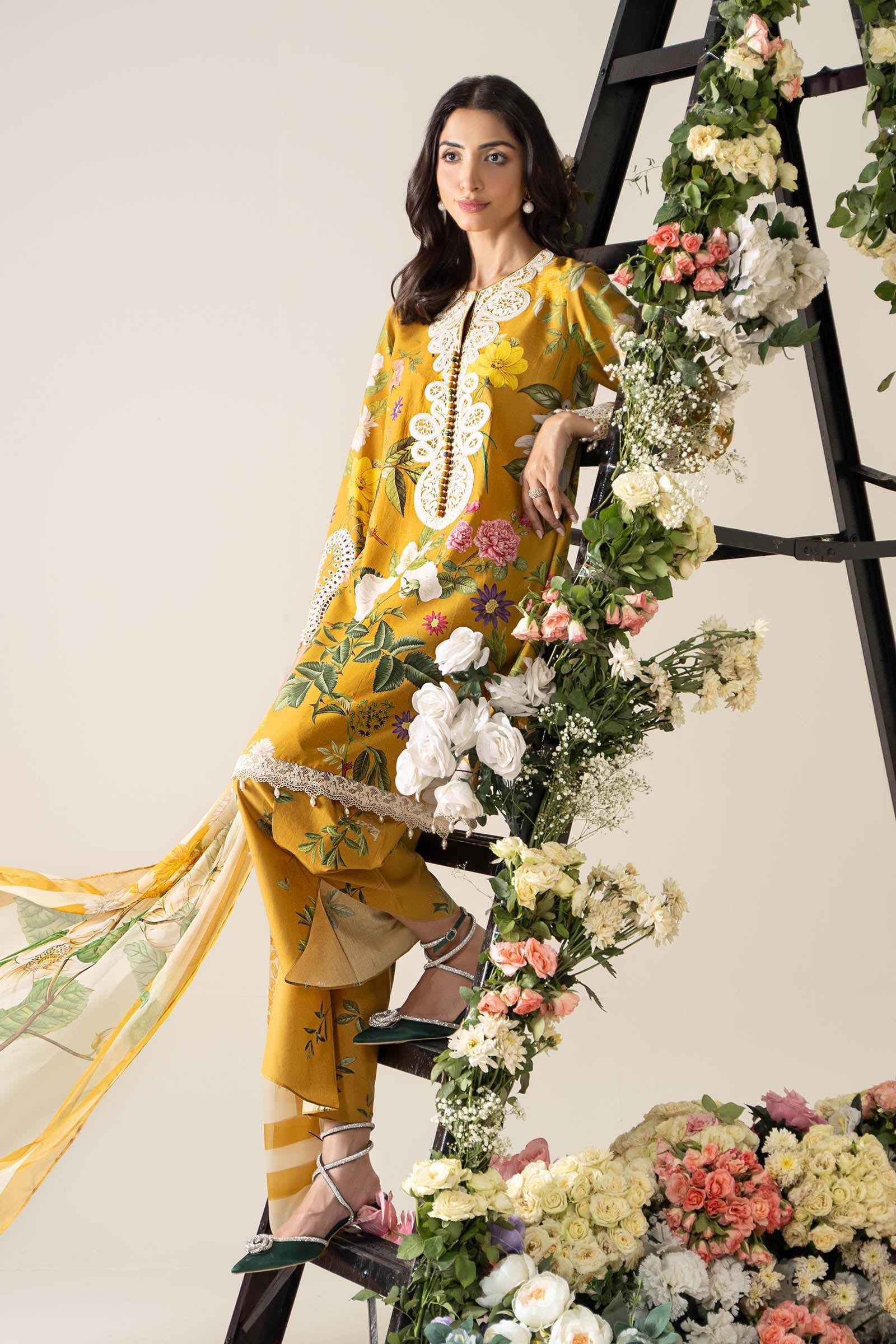 Pakistani Mustard Embroidered Lawn 3-Piece Suit - Image 4