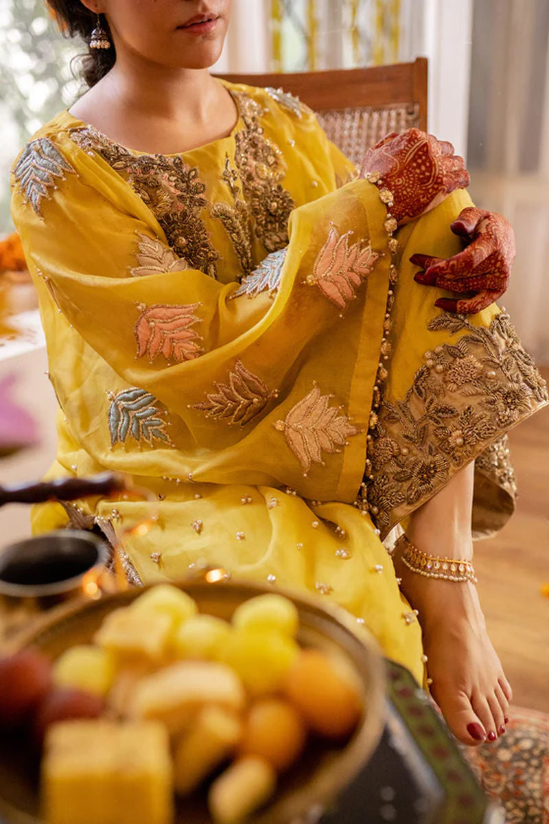 Pakistani Yellow Embroidered Organza Kurta Set (2-Piece) - Image 1