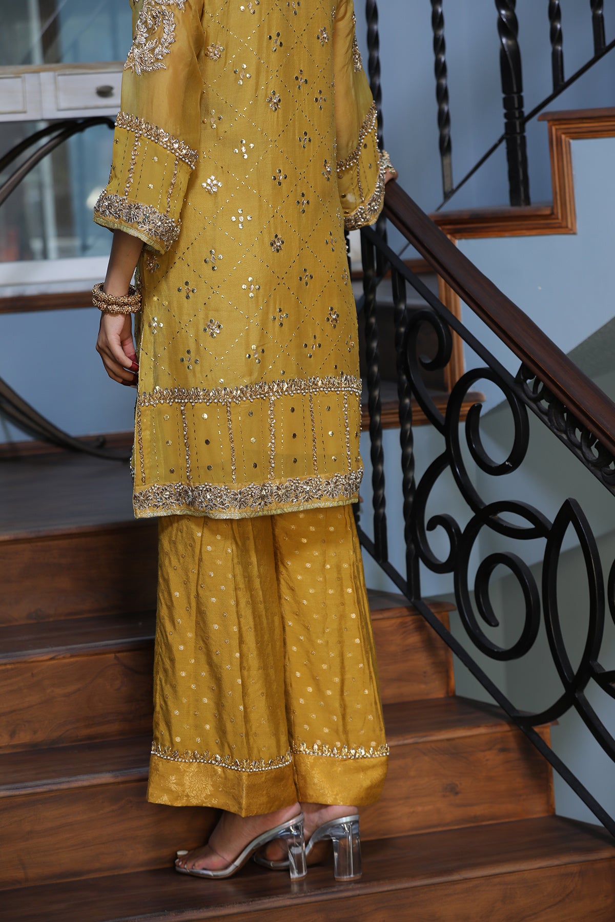 Pakistani Mustard Mukesh Embroidered Organza Salwar Kameez (3-Piece) - Image 3