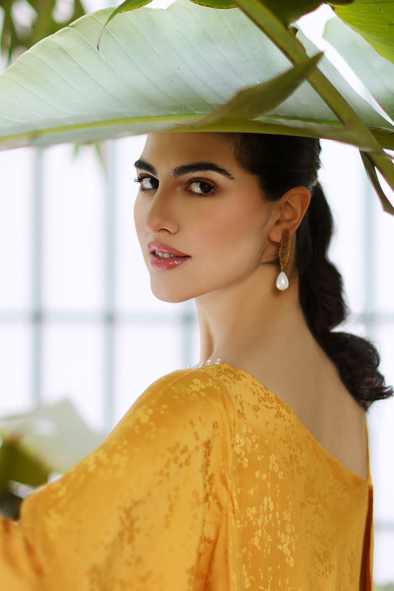 Yellow Handworked Silk Asymmetric Shirt (2-Piece) - Image 7