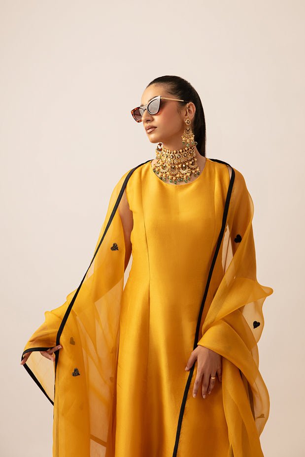 Pakistani Mustard & Black Pure Silk Salwar Kameez (3-Piece) - Image 5