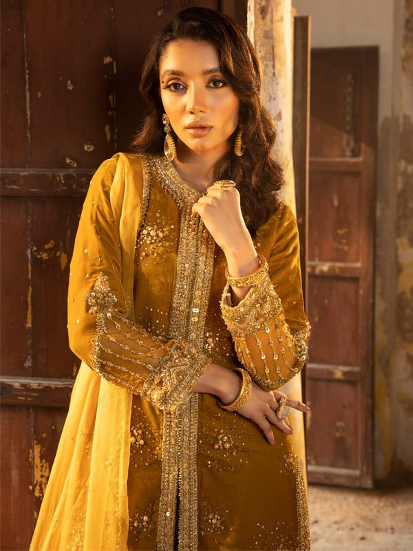 Pakistani Mustard Embellished Velvet Salwar Kameez (3-Piece) - Image 2