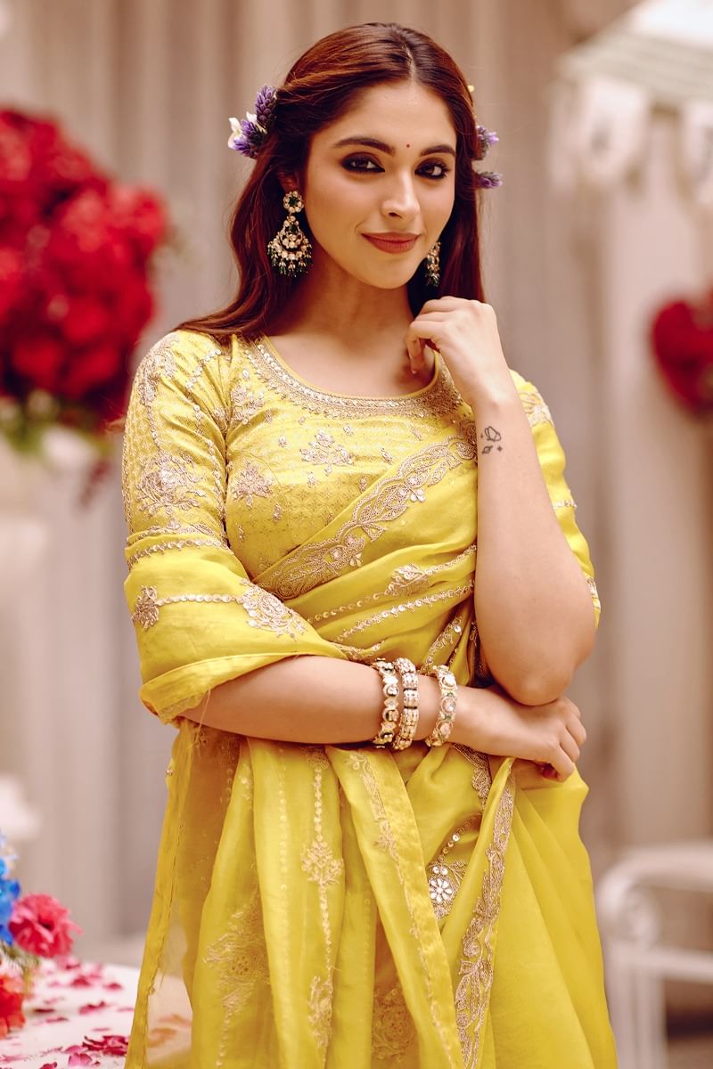 Lemon Yellow Embroidered Organza Saree (2-Piece) - Image 2