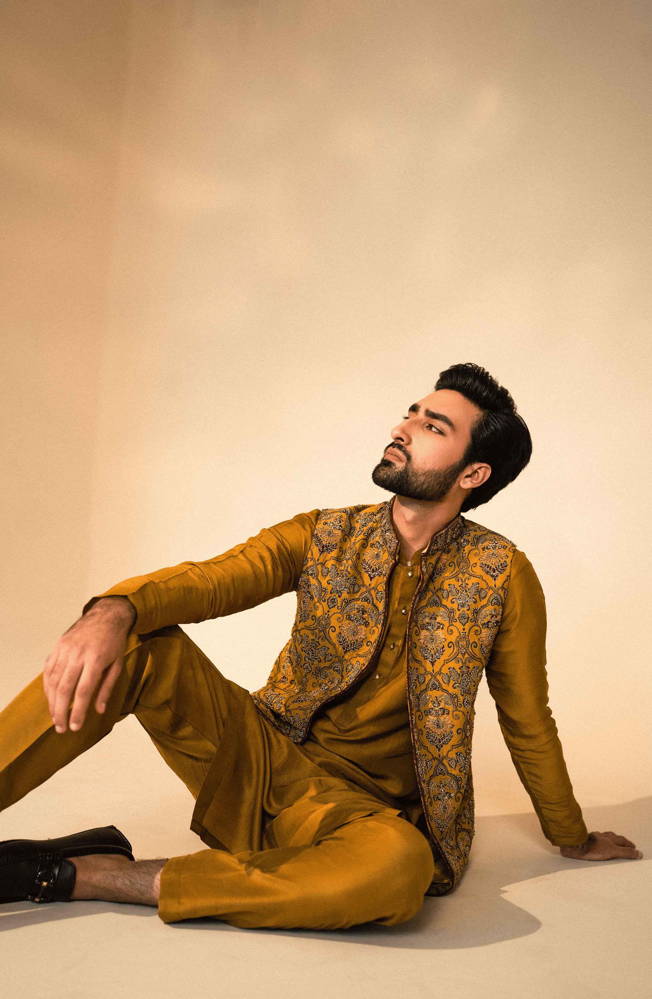Mustard Karandi Embroidered Waistcoat Kurta Set (3-Piece) - Image 4