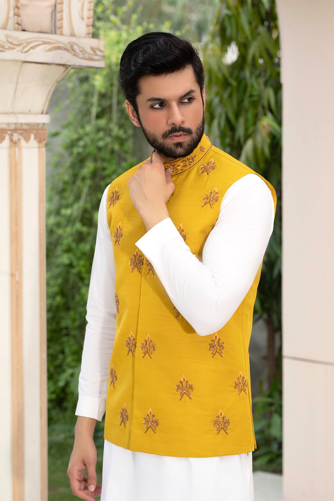 Mustard Ada Work Silk Waistcoat Kurta (3-Piece) - Image 4